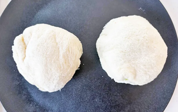 『天ぷらアイス』を作る写真（撮影：エニママ）