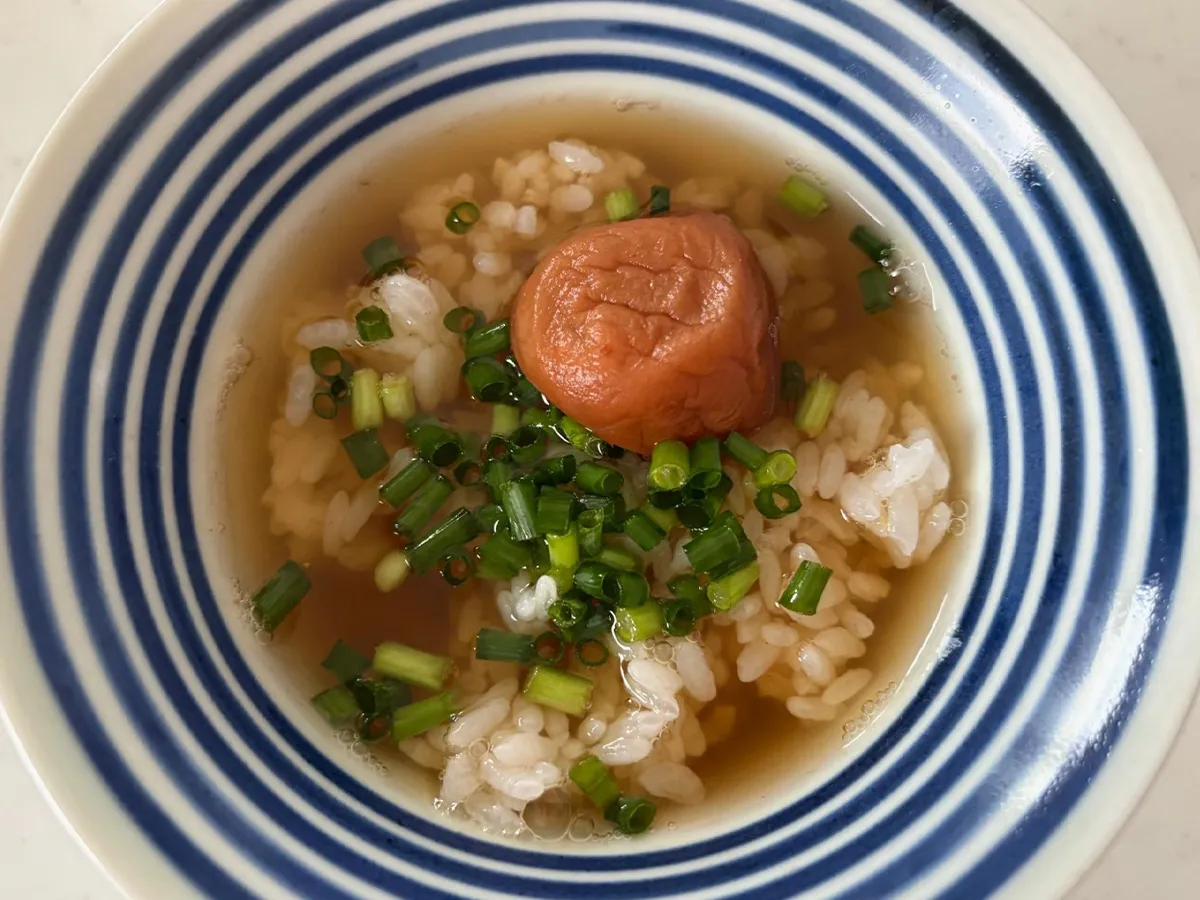 ほうじ茶漬けの写真（撮影：エニママ）