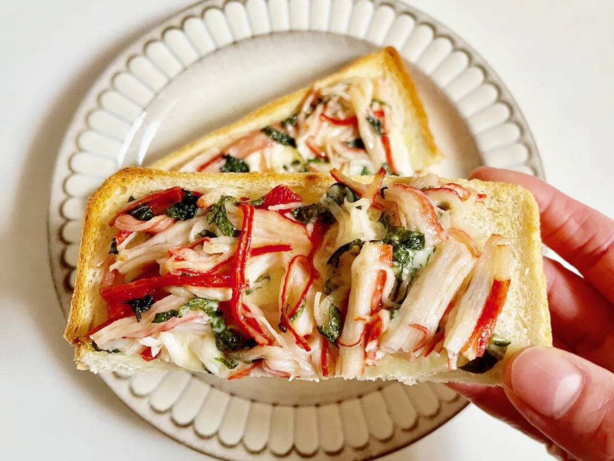 カニカマチーズトーストの写真（撮影：エニママ）