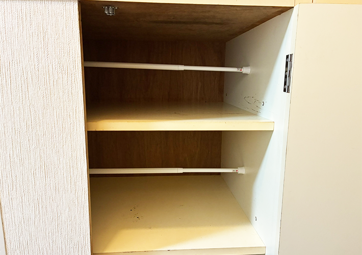 つっぱり棒の活用法（撮影：grapeライフハック編集部）