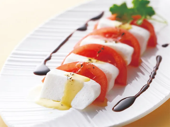 『はんぺんのカプレーゼ風』の写真