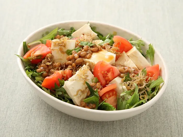 『豆腐と納豆とカリカリじゃこのぶっかけぽん』の写真