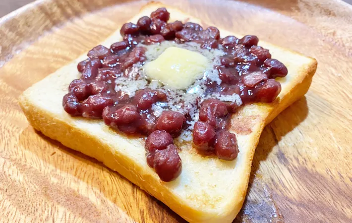 『あんバタートースト』の完成写真（撮影：エニママ）