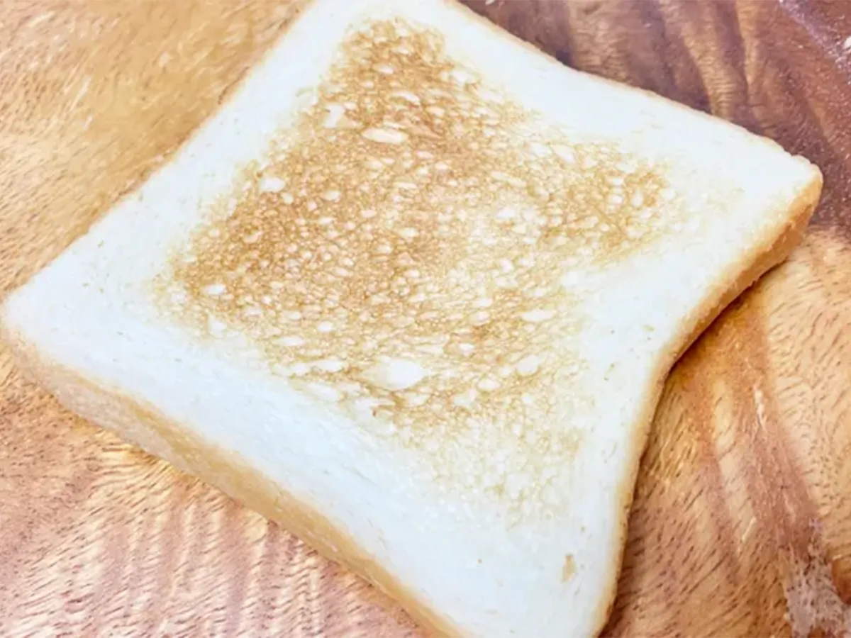 ゆであずき缶を使った『あんバタートースト』の作り方の画像(撮影:エニママ)