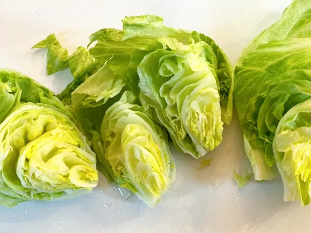 『レタスのレンチン豚肉巻き やみつきだれ』の作り方