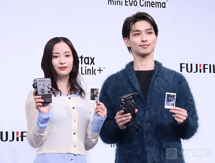 広瀬すずさん（左）と横浜流星さんの写真（撮影：grape芸能編集部）