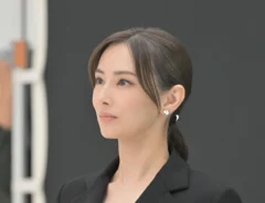 北川景子さん出演「技術をつないで、世界を動かせ。」篇の場面写真