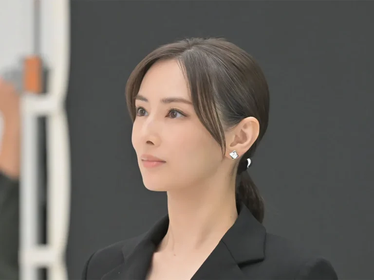 北川景子さん出演「技術をつないで、世界を動かせ。」篇の場面写真