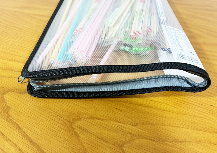 ファスナーケースの活用法（撮影：grapeライフハック編集部）