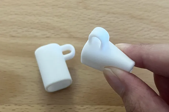 セリア『キャップキーホルダー』の写真（撮影：grapeライフハック編集部）