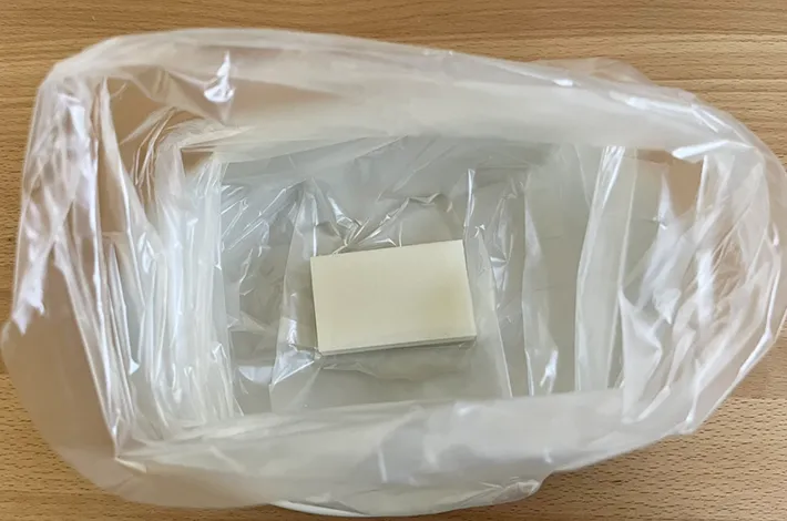 アイラップに入れた切り餅の写真（撮影：grapeフード編集部）