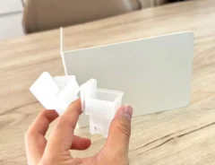 『薬味チューブホルダーとブックエンド』の写真（撮影：キジカク）