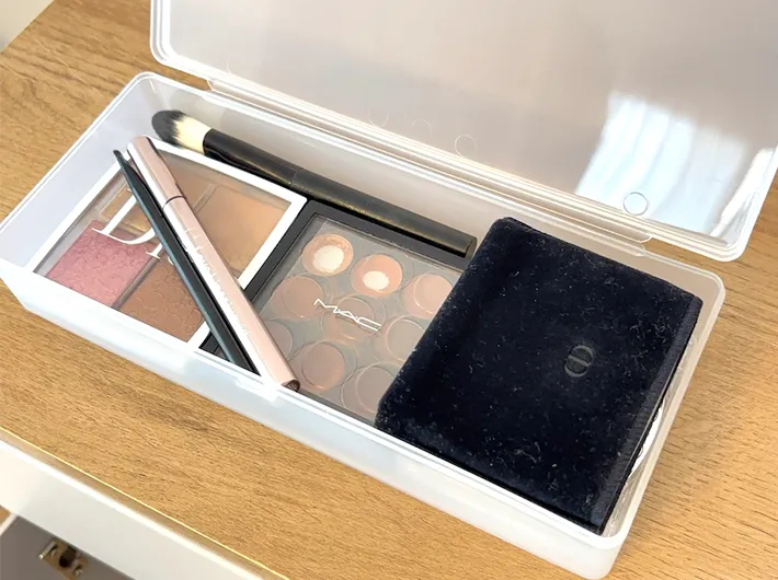 化粧品系の収納の写真（撮影：キジカク）