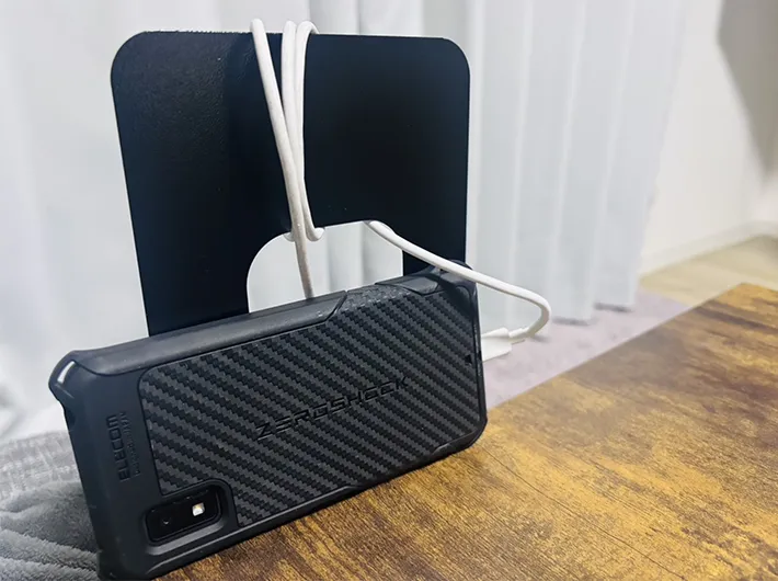 『コード』を収納している写真