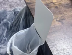 ブックエンドの写真（画像提供：熊田朱実）