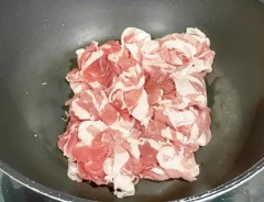 豚こま切れ肉の写真（画像提供：沖多恵子）