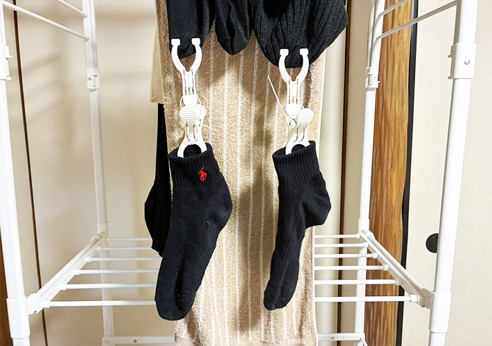 結束バンドの洗濯活用の説明写真（撮影：grapeライフハック編集部）