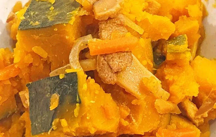 『炊き込みご飯の素でカボチャの煮物』の完成写真（撮影：キジカク）
