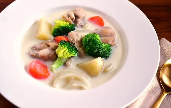 『クリームシチュー』の写真（撮影：小泉明代）