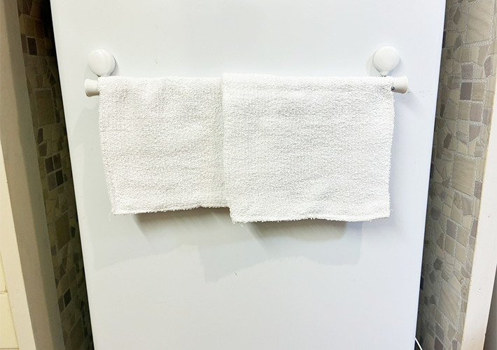 短いつっぱり棒の活用法（撮影：grapeライフハック編集部）