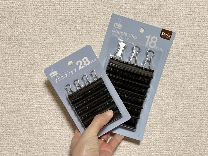『セリア』で購入したダブルクリップの画像（撮影：grapeライフハック編集部）