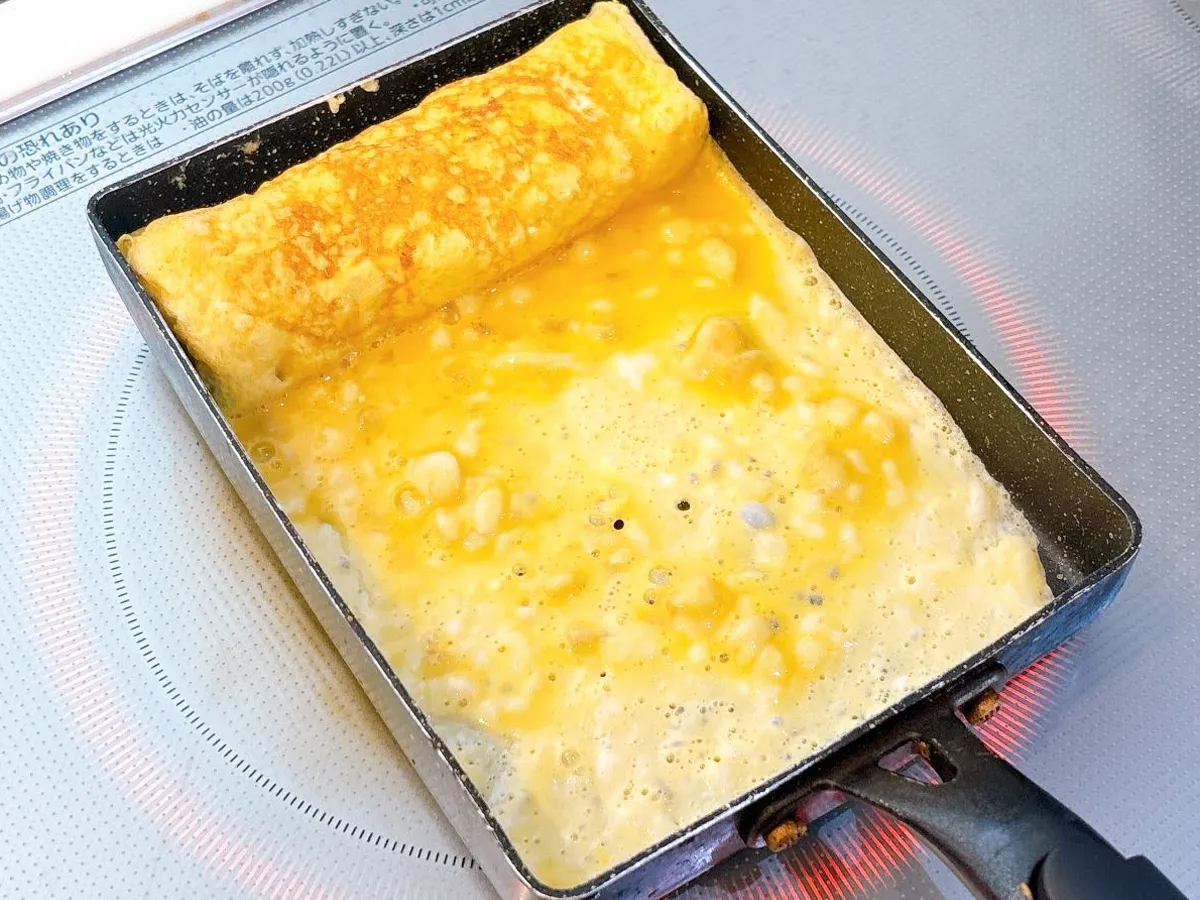 『バナナの玉子焼き』を作る写真(撮影:キジカク)