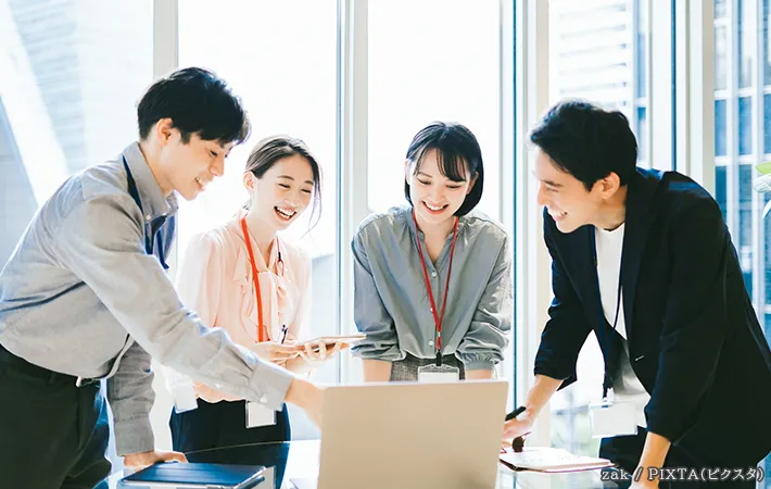 作業をする人の写真