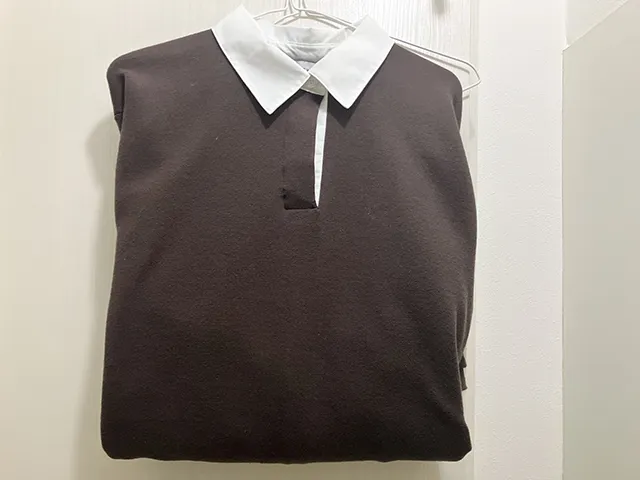 服とハンガー（撮影：grapeライフハック編集部）