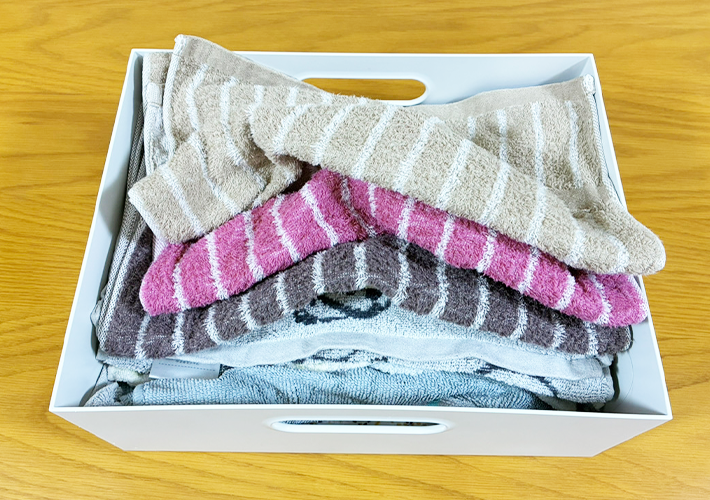 ブックエンドの収納活用の写真（撮影：grapeライフハック編集部）