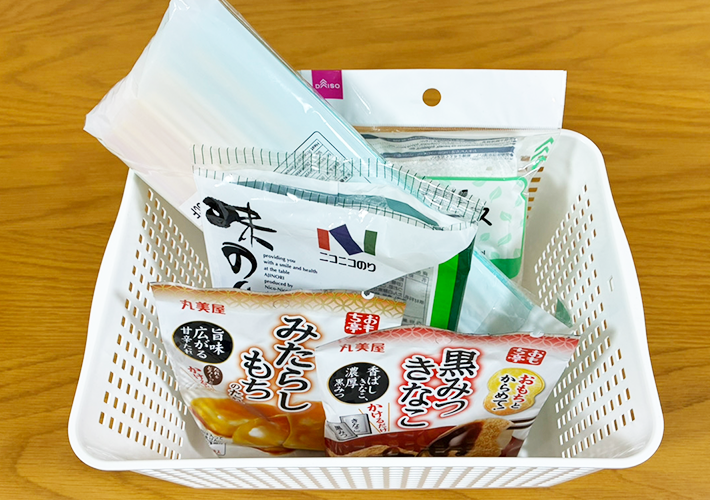 ブックエンドの収納活用の写真（撮影：grapeライフハック編集部）