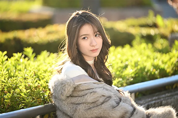 『夫に間違いありません』に出演する白宮みずほさんが写る場面写真