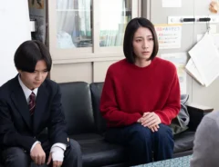 『夫に間違いありません』に出演する松下奈緒さんが写る場面写真