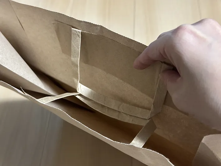 紙袋の画像（撮影：grapeライフハック編集部）