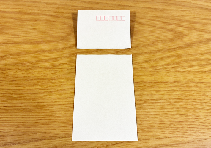 茶封筒で作るラッピング（撮影：grapeライフハック編集部）