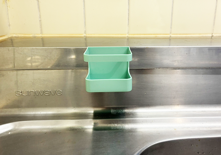 マグネット式傘立ての活用法写真（撮影：grapeライフハック編集部）