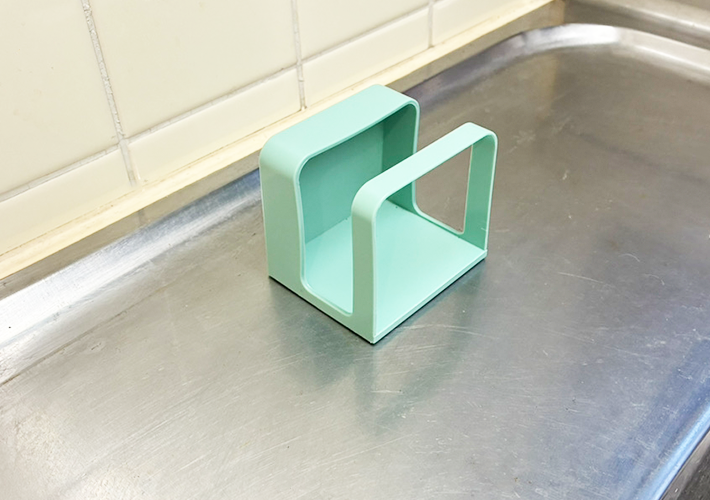 マグネット式傘立ての活用法写真（撮影：grapeライフハック編集部）