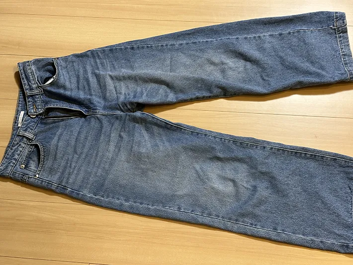 パンツ（ジーンズ）の画像（撮影：grapeライフハック編集部）