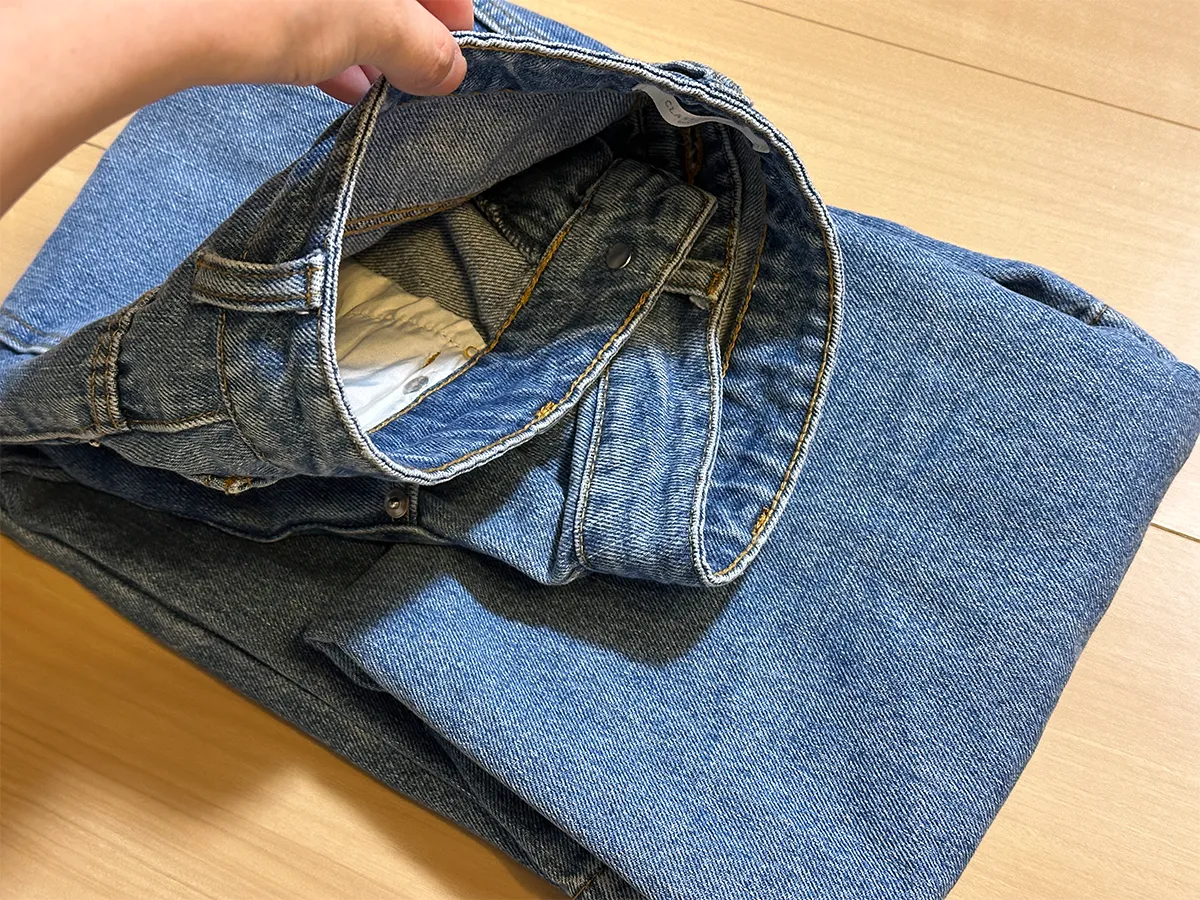 パンツ(ジーンズ)の画像(撮影:grapeライフハック編集部)