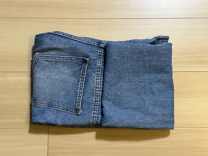 パンツ（ジーンズ）の画像（撮影：grapeライフハック編集部）