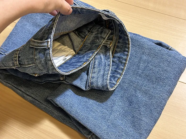 パンツ（ジーンズ）の画像（撮影：grapeライフハック編集部）