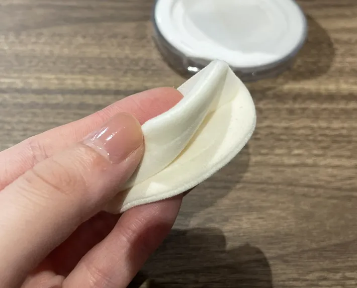 フェイスパウダーの写真（撮影：grapeライフハック編集部）