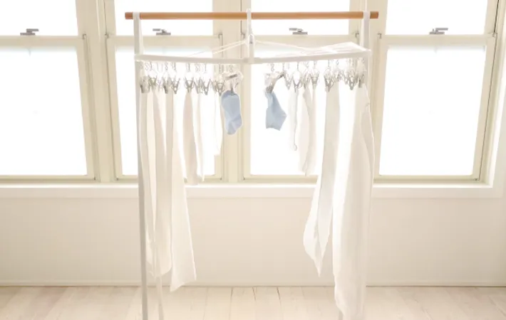 『部屋干しした洗濯物』の写真（撮影：Heulie）