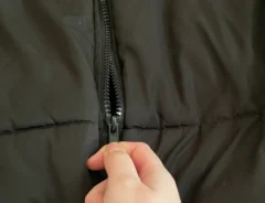 ファスナーの写真（撮影：grapeライフハック編集部）