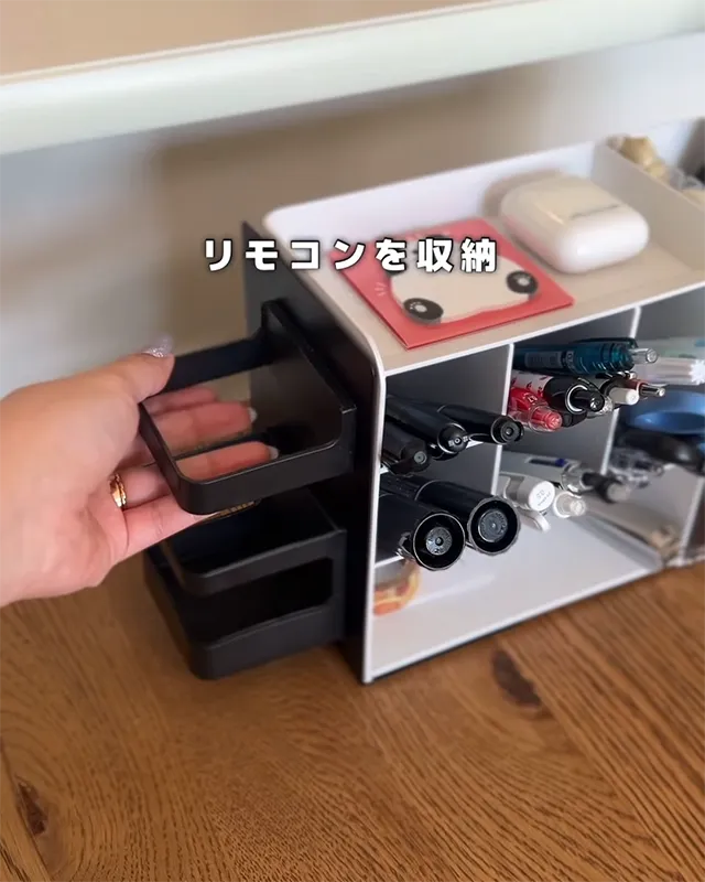 ブックエンドに『傘立て』を設置