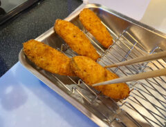 「仕上がりが、こんなに違うなんて」この波型のアミを使うだけで…「家の揚げ物が格段においしくなった！」