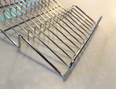 「もっと早く買えばよかった！」「仕上がりが全然違う」この波型のアミ、何に使うかというと…