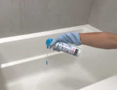 風呂掃除を楽にしたいなら、これ！　アース製薬の『バブルーン』を使うと「あっという間にきれいで驚くレベル」