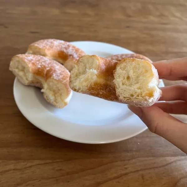 カットしたドーナツ（撮影：grape編集部）