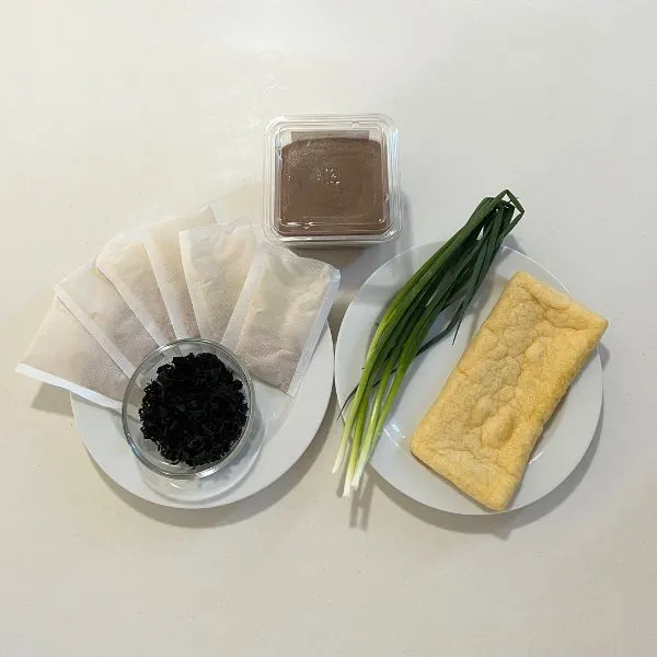 パックごと味噌玉の材料の写真（撮影：grape編集部）