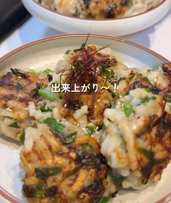 完成したうどん餃子